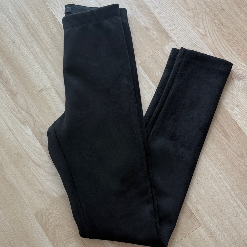 BCBG Black High-Waisted suede like Leggings - Picture 3 of 6